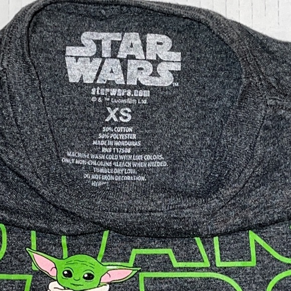 Star Wars Logo Child from The Mandalorian Short Sleeve Blended T-Shirt Size XS - Picture 3 of 5